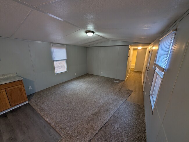 Foto del edificio - 157 Ransdell Ln