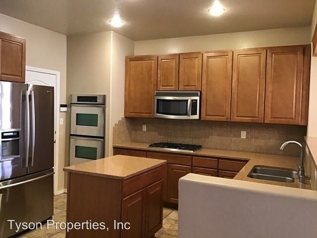 Building Photo - 4 br, 2.5 bath House - 11612 Terracita SE