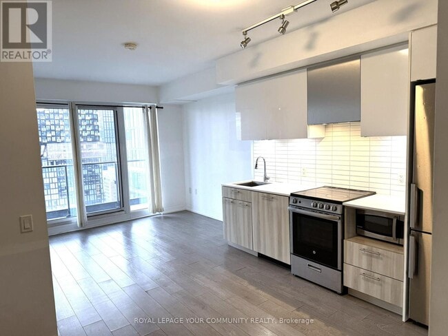 Photo du bâtiment - 251 Jarvis St