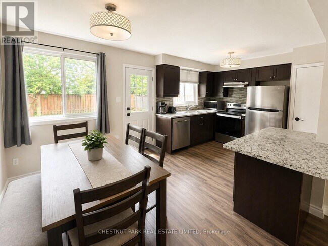 Photo du bâtiment - 1439 Leighland Rd