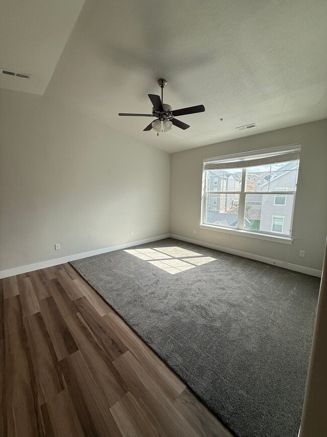 Building Photo - 14659 Bloom Dr