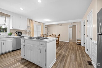 Interior Photo - 29 Sarfan Dr