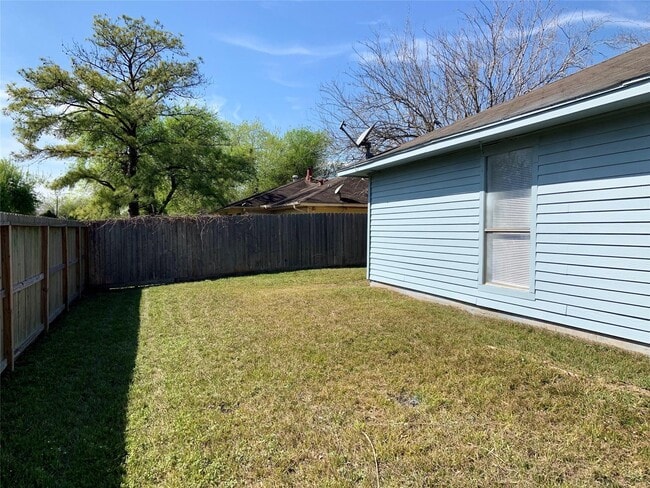 Building Photo - 11003 Panicum Ct