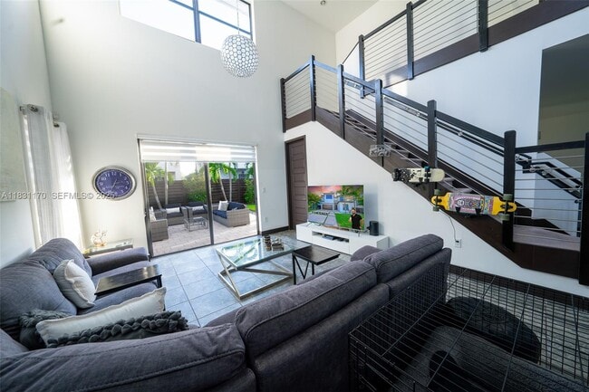 Foto del edificio - 15976 SW 136th Terrace