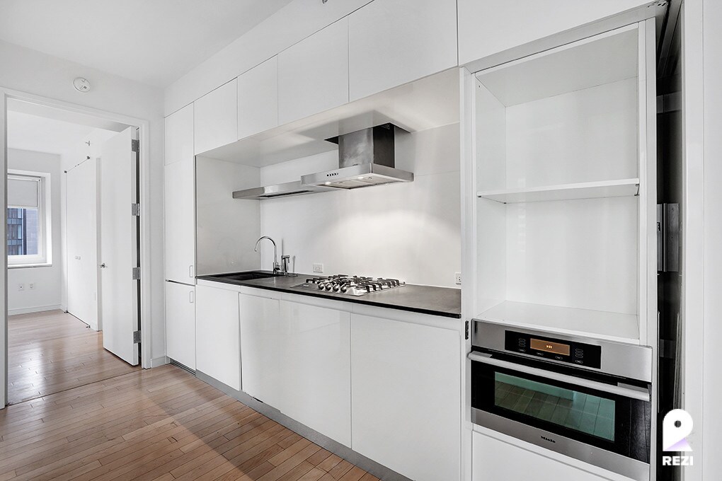 Foto principal - 70 W 45th St