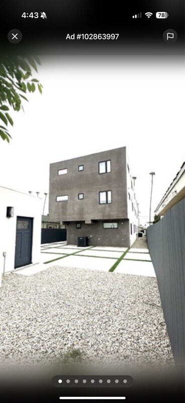 Foto del edificio - 1543 W 37th Pl