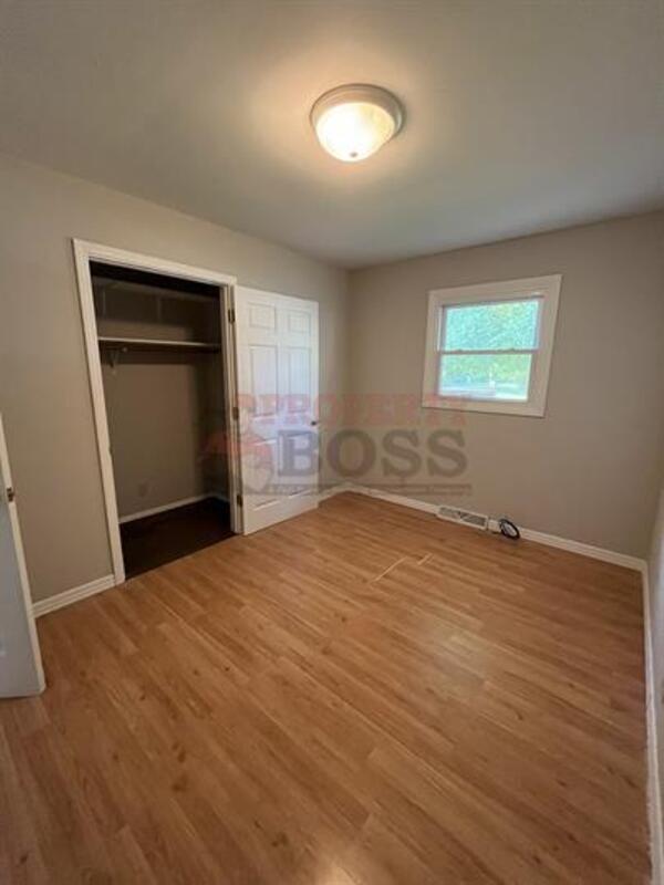 Foto del edificio - 3331 W 78th Pl