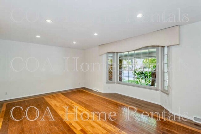 Foto del edificio - Great East Side Location