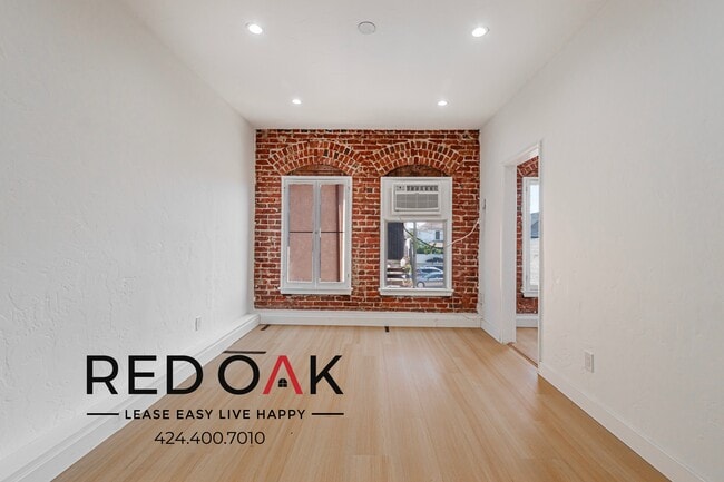 Building Photo - 1405 S Berendo-206