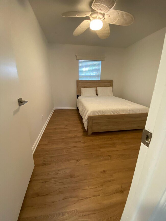 Foto del edificio - 9596 Richmond Cir