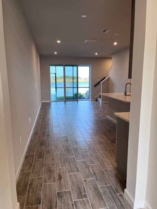 Building Photo - Brand new 3 bedroom, 2.5 bathroom, 1 car g...