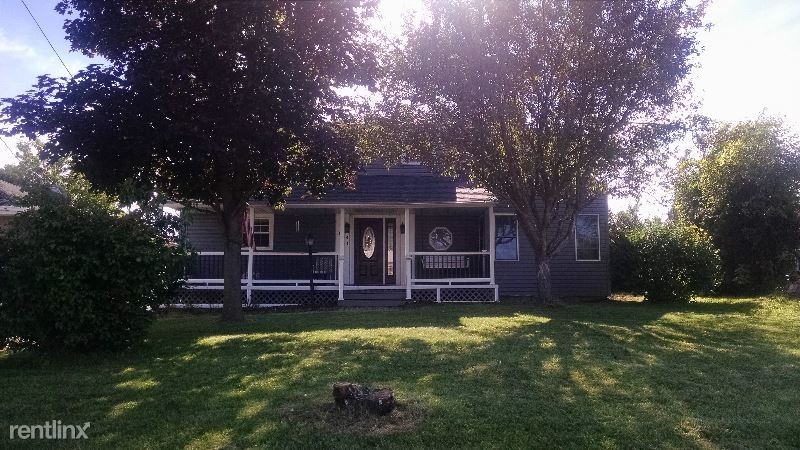 Primary Photo - 344 S Main St