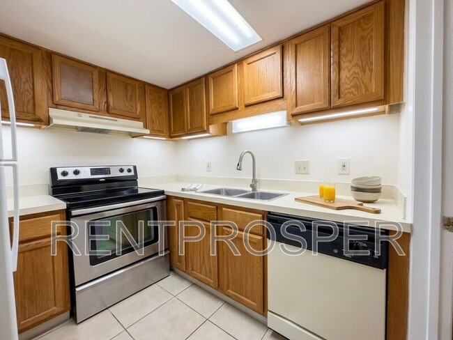 Photo - 4269 S Semoran Blvd Apartment