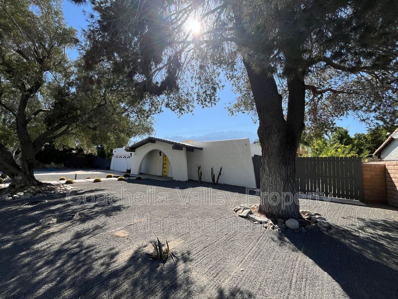 Building Photo - 1755 N Viminal Rd