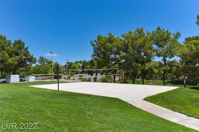 Foto del edificio - 9725 Hitching Rail Dr