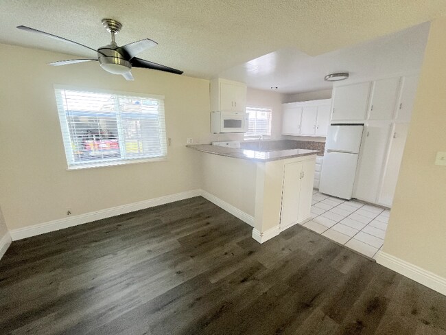Foto del edificio - 931 W 19th St