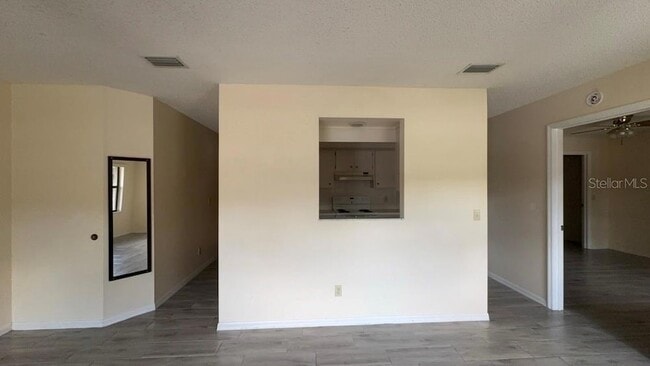 Building Photo - 5345 S Pleasant Grove Rd