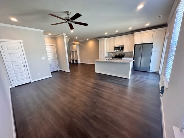 Building Photo - 307 Sikeston Ln