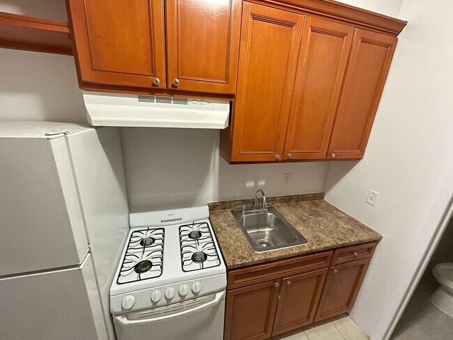 Foto del edificio - 568 W 187th St