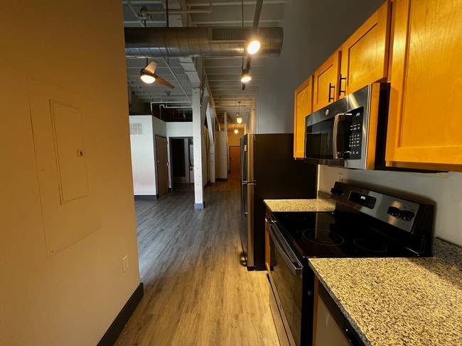 Interior Photo - Station House | Near The Loop