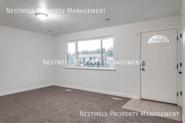 Building Photo - 523 W 850 N St