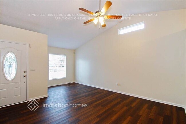 Foto del edificio - 131 Wayne Ave