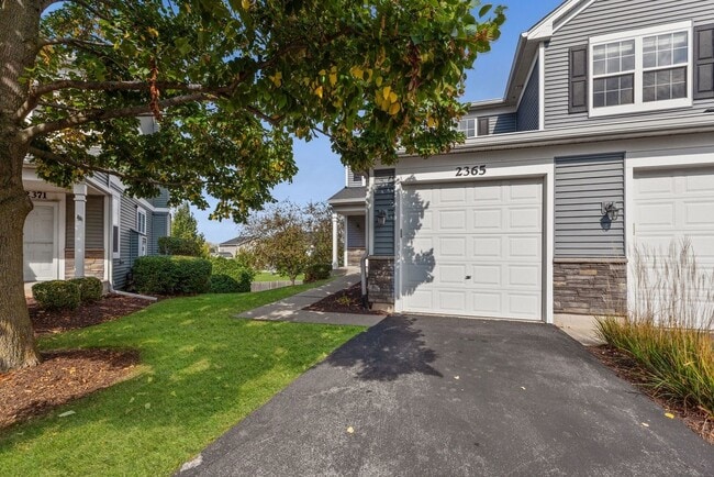 Building Photo - 2365 Overlook Ct