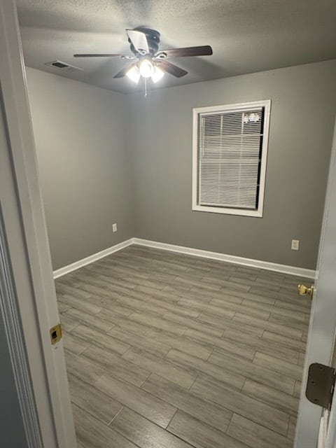 Foto del edificio - 5190 Laura Jo Cove