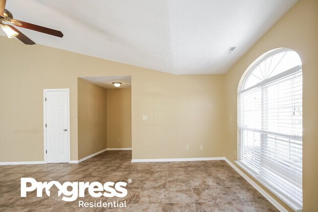 Building Photo - 3102 River Shore Pl