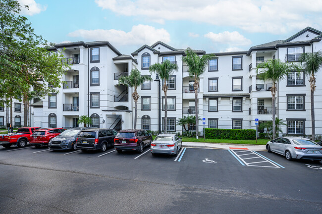 Foto del edificio - 4102 Breakview Dr