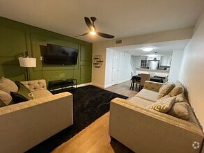Building Photo - 2105 Fletchers Point Cir