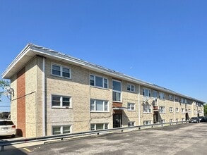 Building Photo - 3824 25th Ave