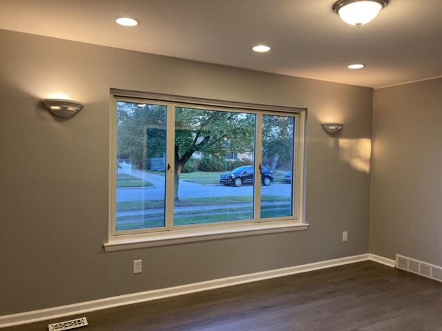 Foto principal - 9535 Terry St