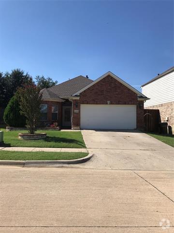 Building Photo - 2828 Gooseberry Dr