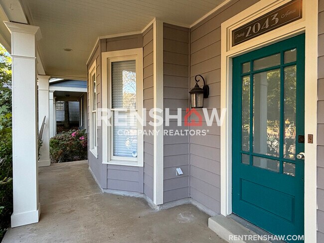 Foto del edificio - 2043 Peabody Ave