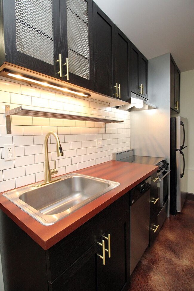 Foto del edificio - 1634 NW Everett St