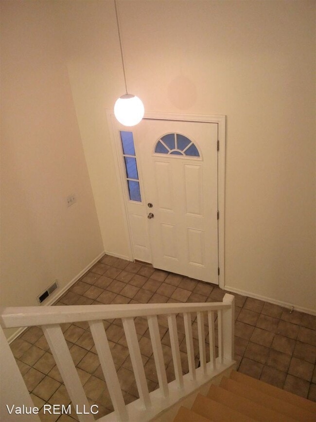 Building Photo - 3 br, 2.5 bath House - 11 SAFFRON DRIVE