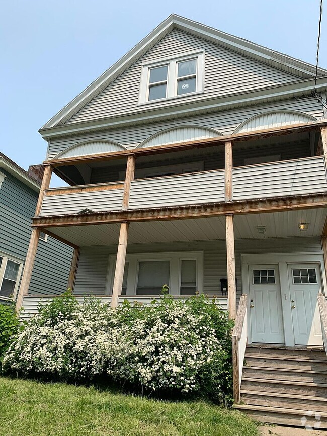 Building Photo - 1025 Westcott St