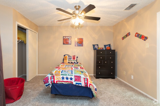 Interior Photo - Sutton House Apartments