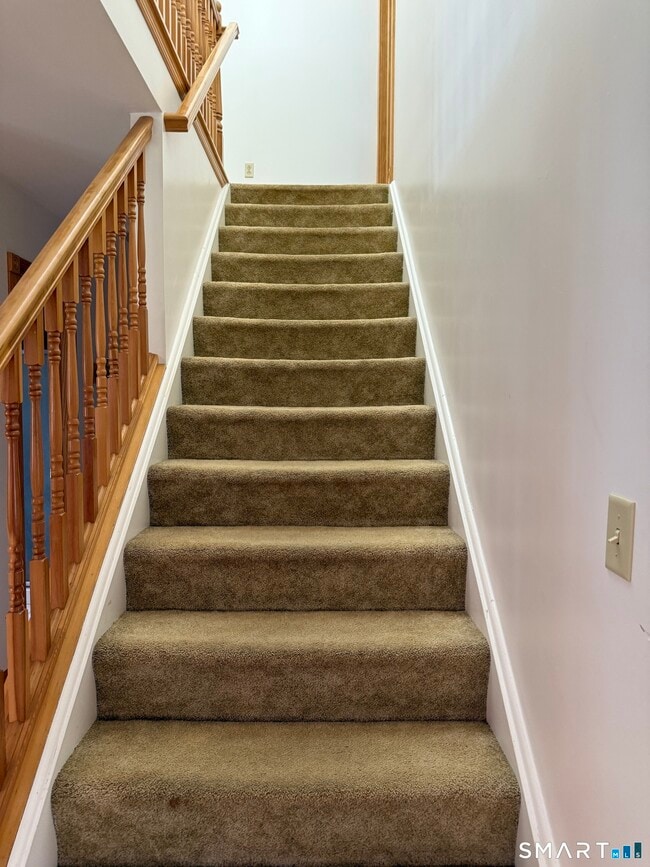 Building Photo - 28 Galpin St