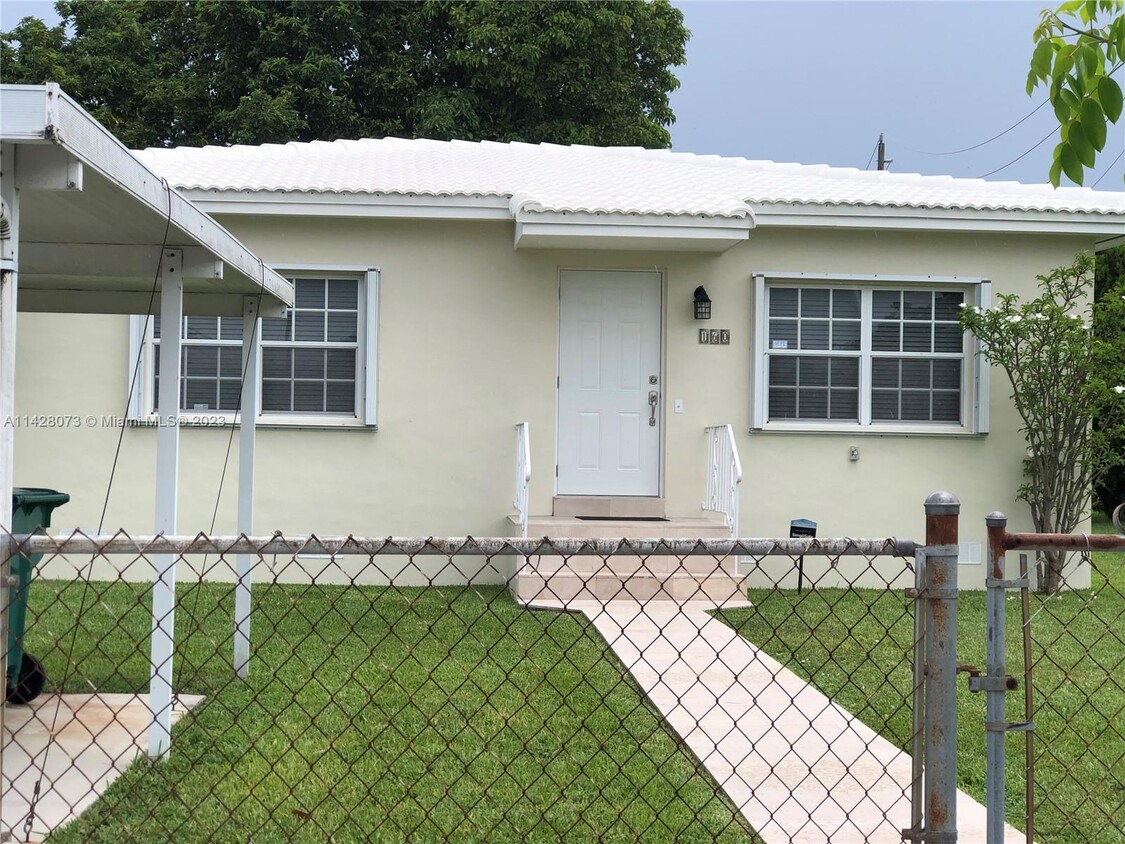 Primary Photo - 160 NW 60th Ct