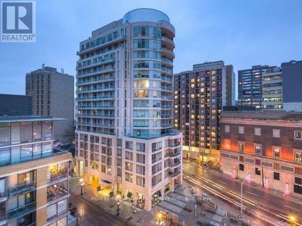 Building Photo - 8 Scollard St