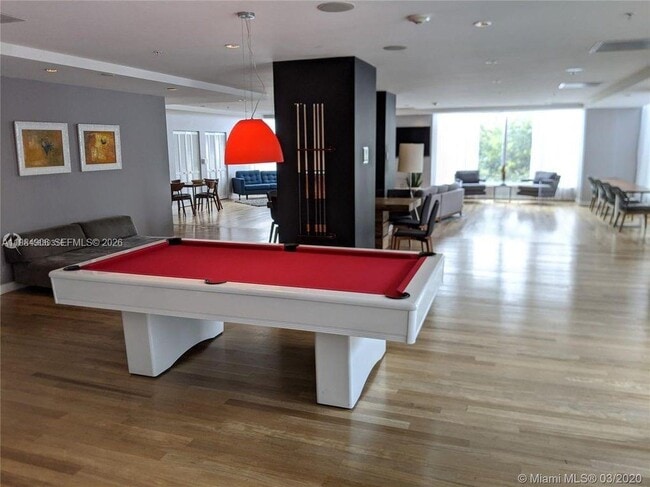 Building Photo - 133 NE 2nd Ave