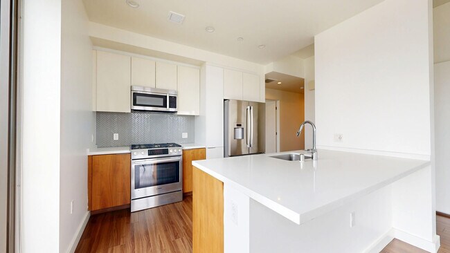 Interior Photo - Vision on Wilshire