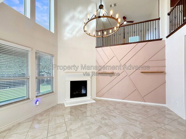 Building Photo - 10228 Tahoka Pl