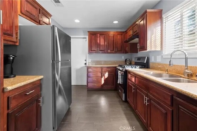 Foto del edificio - 10812 Wright Dr