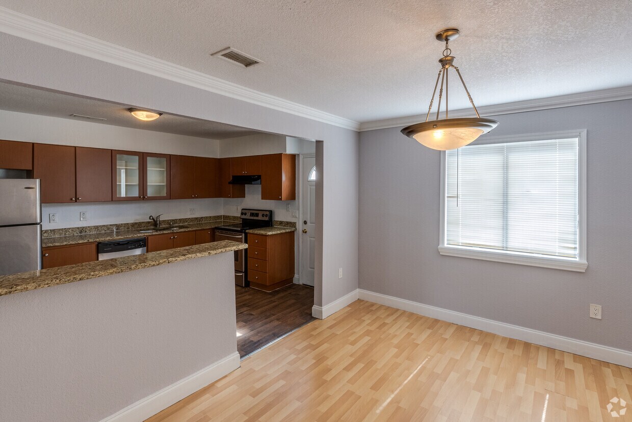 Country Walk At Altamonte Springs Apartments Altamonte Springs Fl Apartments Com