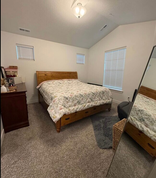 Foto del edificio - 13584 S Hanley Ln