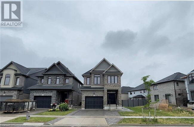 Building Photo - 83 Pondcliffe Dr
