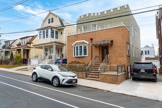 Building Photo - 281 Fulton Ave